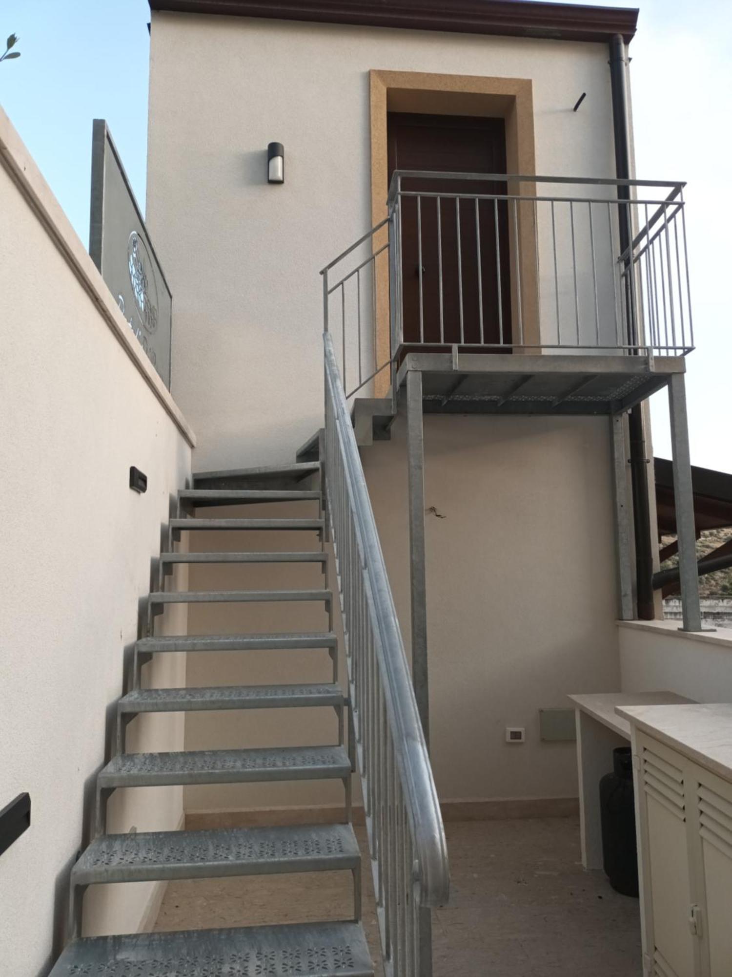 Appartamenti Petali Di Rosa Custonaci Exterior photo